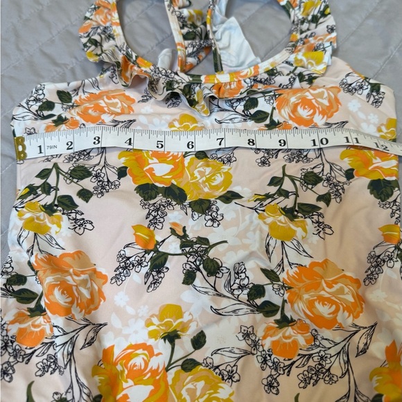 Cabana Del Sol woman’s medium one piece swimsuit - Picture 3 of 8